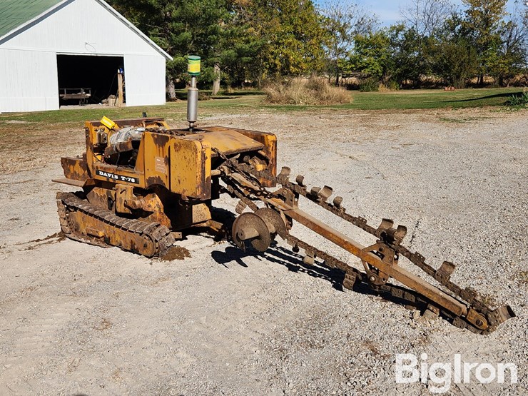 davis-t-78-crawler-trencher-image-3