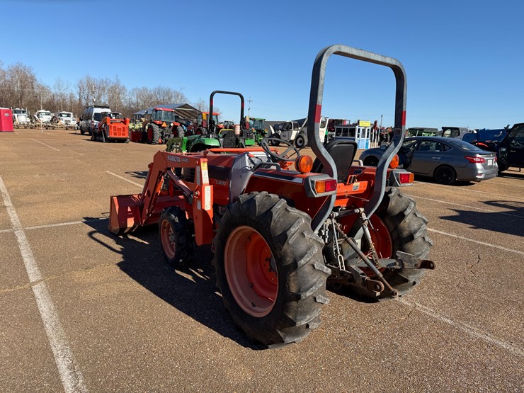 kubota-l3010-image-7