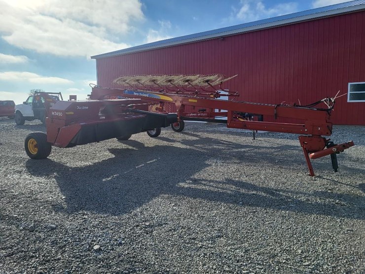 2011-new-holland-h7450-image-3