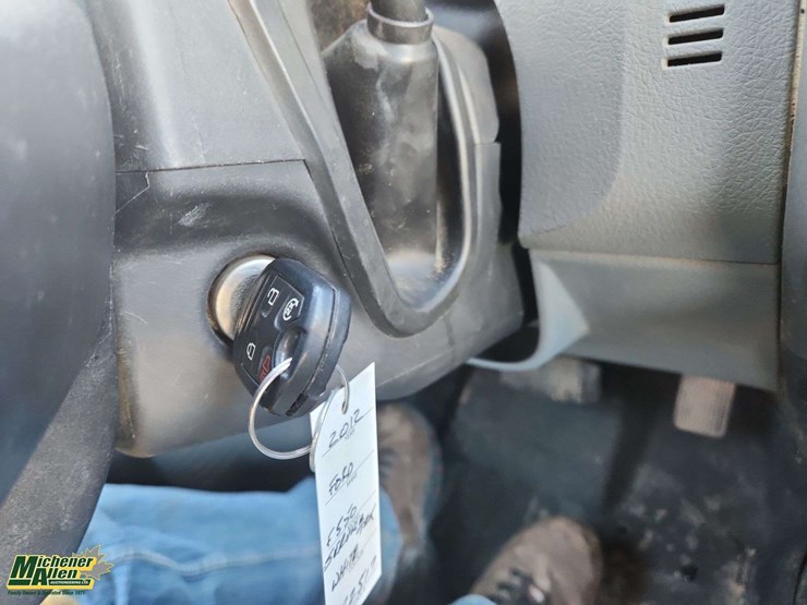 2012-ford-f550-image-27