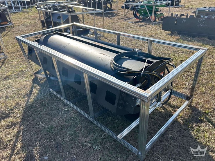 2025-pabreak-hydraulic-vibratory-roller-skid-steer-attachment-image-3