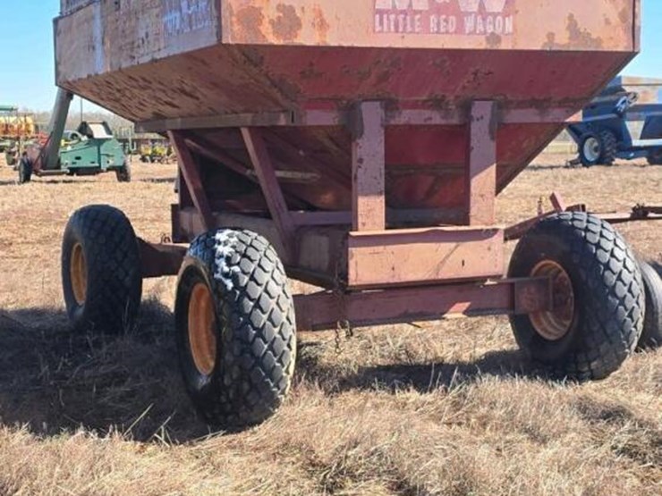 m-&-w-gravity-wagon-image-9