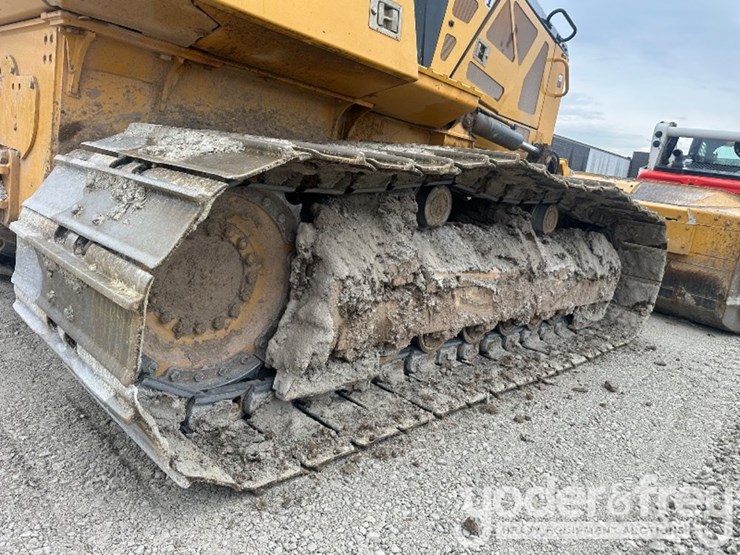 2016-deere-700k-lgp-image-7