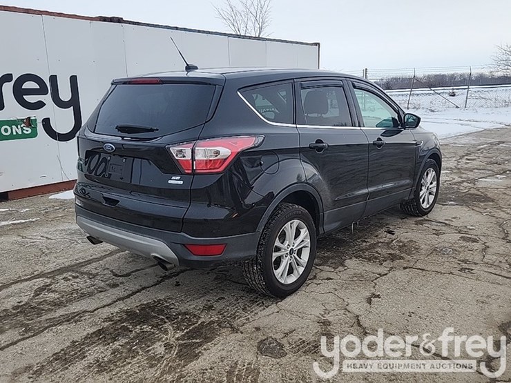 2017-ford-escape-image-6