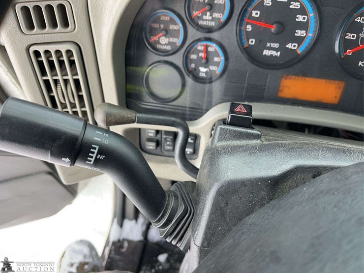 2012-international-4000-image-23