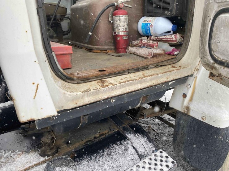 1983-ford-9000-image-63