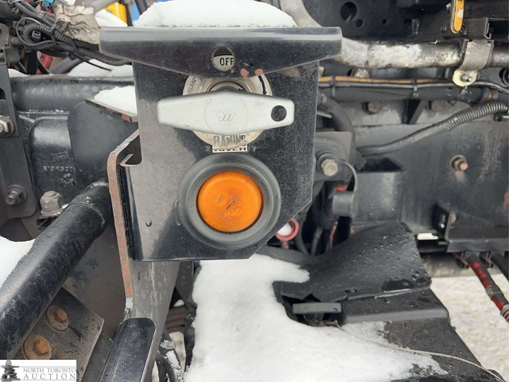 2018-mack-lr633-t/a-refuse-truck-image-39