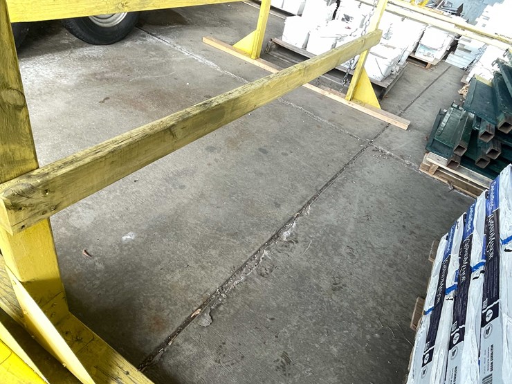 #2276-•-wooden-roof-entrance-safety-rail-image-6