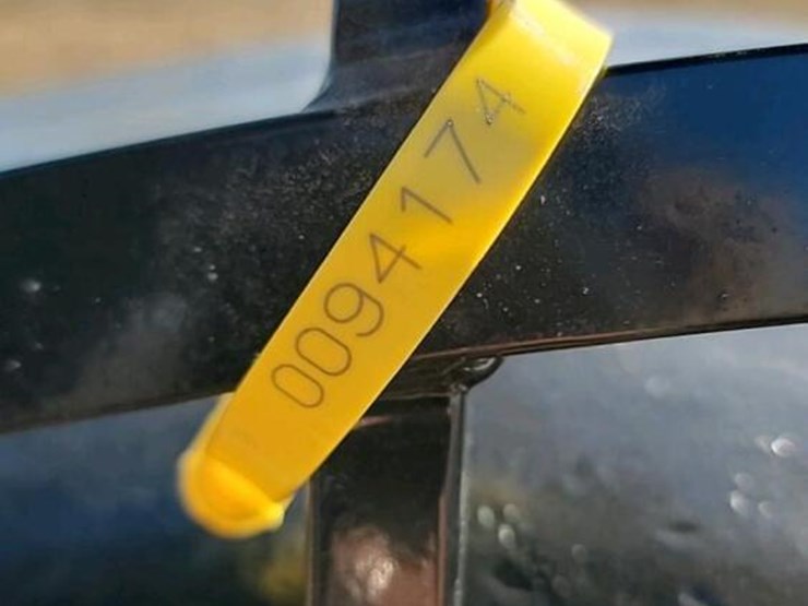 4'-metal-gate-w/-post-image-3