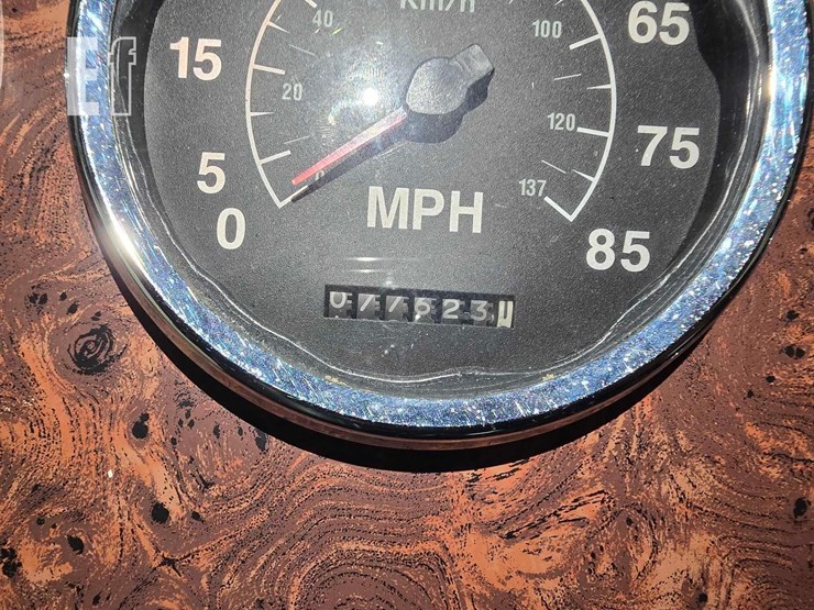 2005-international-9400-image-13