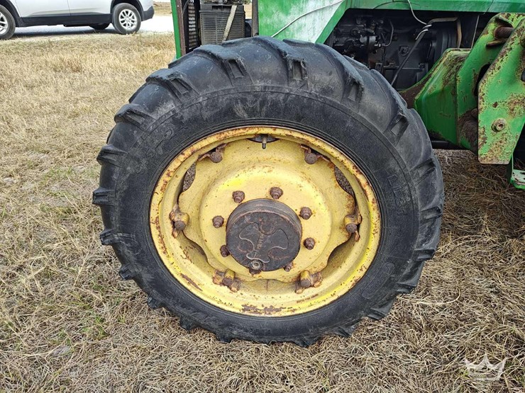 1995-john-deere-5200-image-22