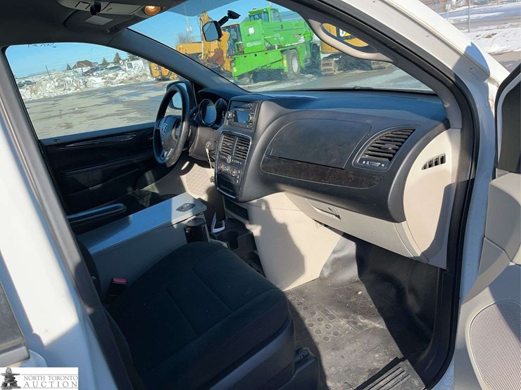 2012-ram-c/v-tradesman-image-28