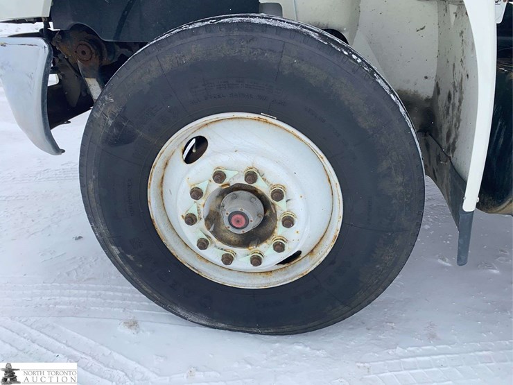 2009-international-durastar-4400-image-15