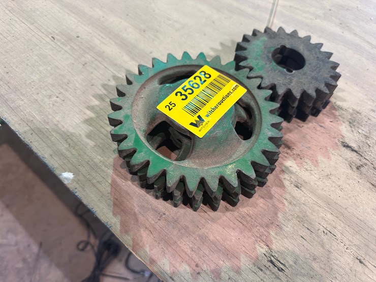 #35628-•-750-john-deere-grain-drill-high-speed-gears-image-2