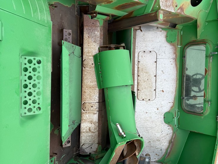 2009-john-deere-9870-sts-image-112