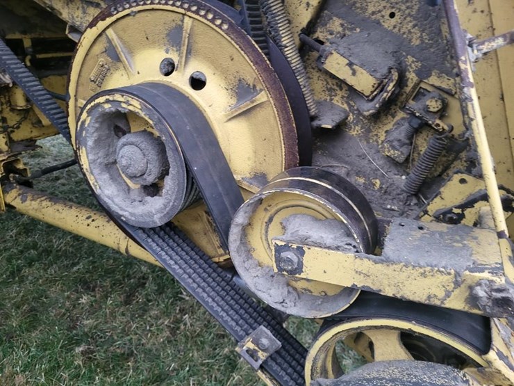 new-holland-tr88-image-50