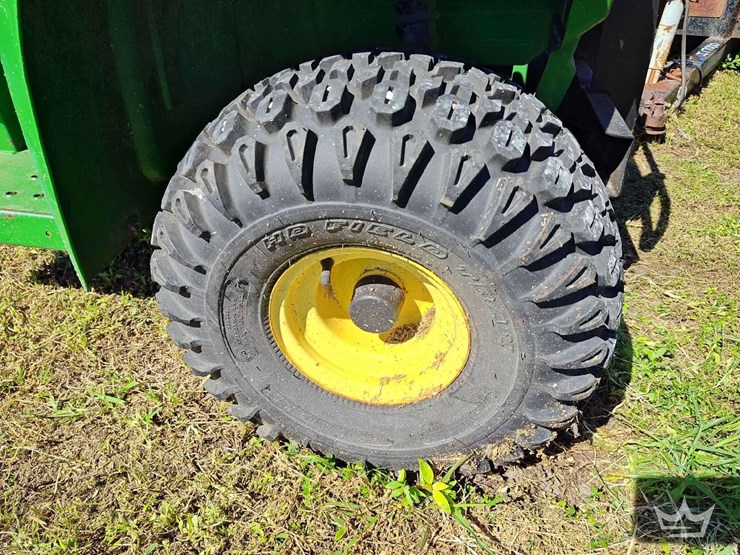 john-deere-gator-image-18