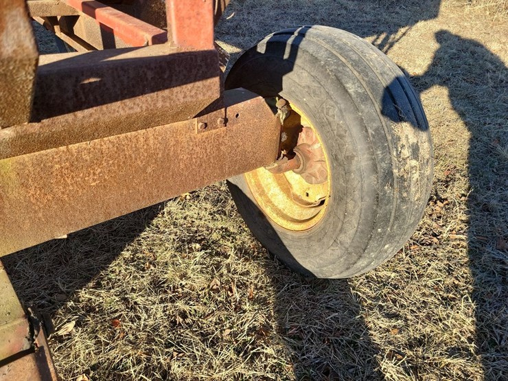 hopper-wagon-w/running-gear-image-28