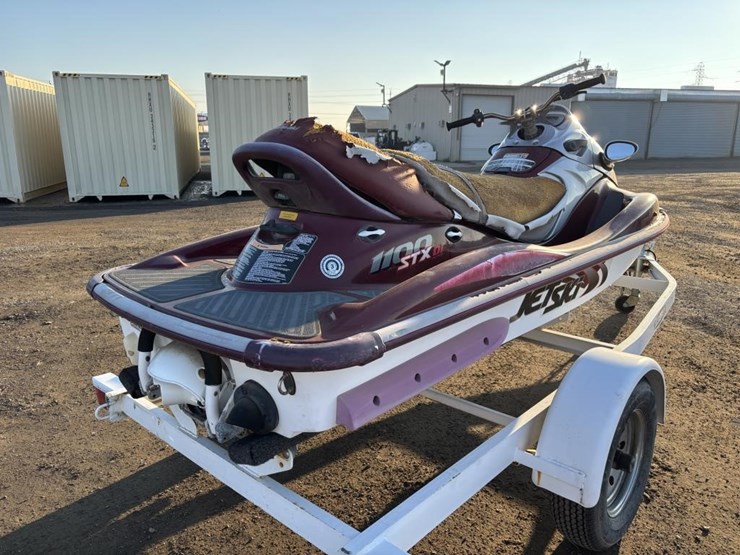 2000-unknown-trailer-image-3