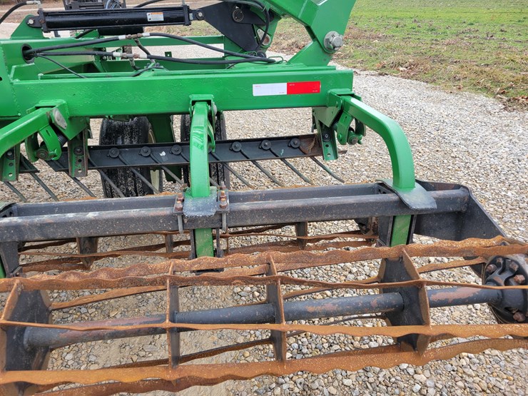 2014-unverferth-1225-image-18