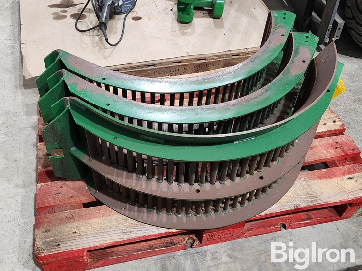 john-deere-s770-concaves-image-2