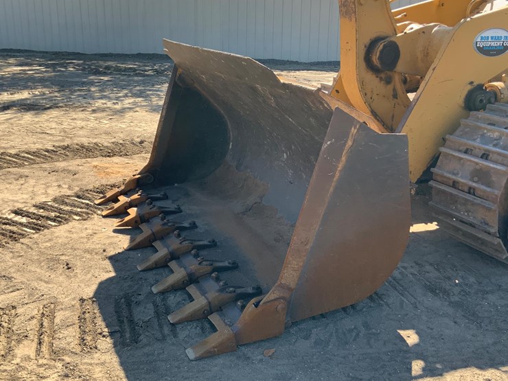 2005-caterpillar-963c-image-8