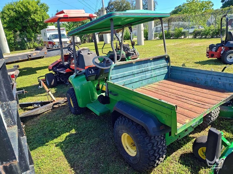 john-deere-gator-image-4