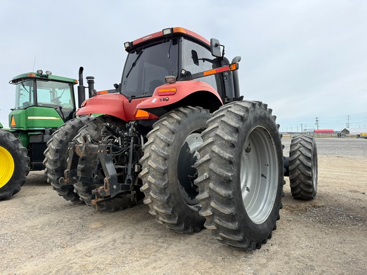 2015-case-ih-340-image-4