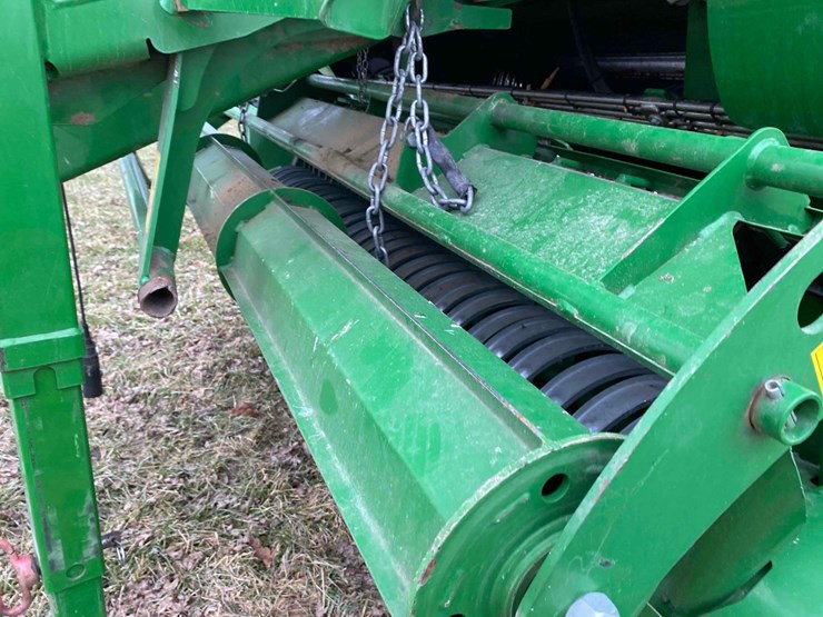 mchale-750-v6-round-baler,-image-8