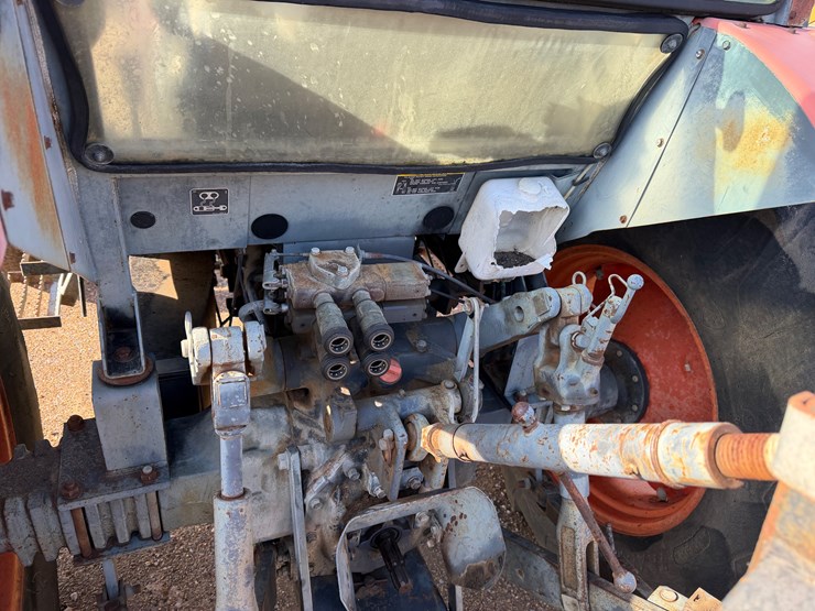 kubota-m8200-image-12