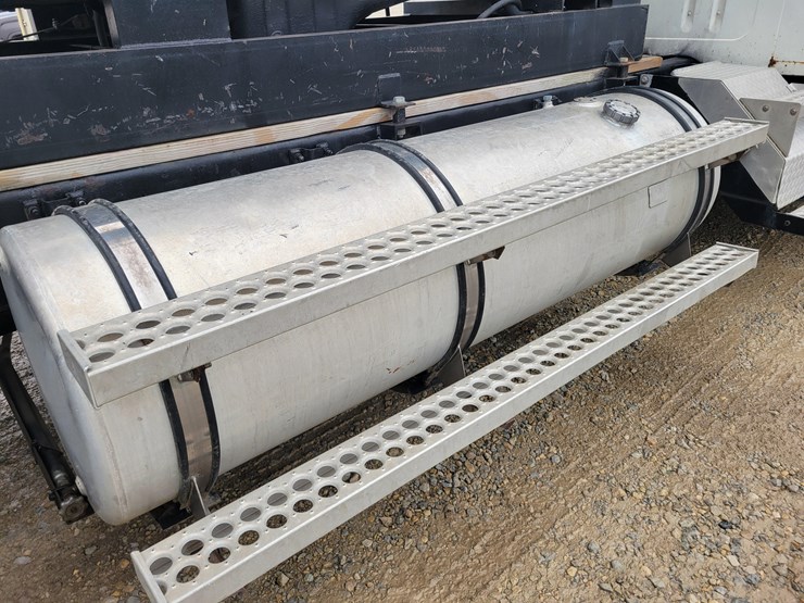 2000-case-ih-4700-image-15