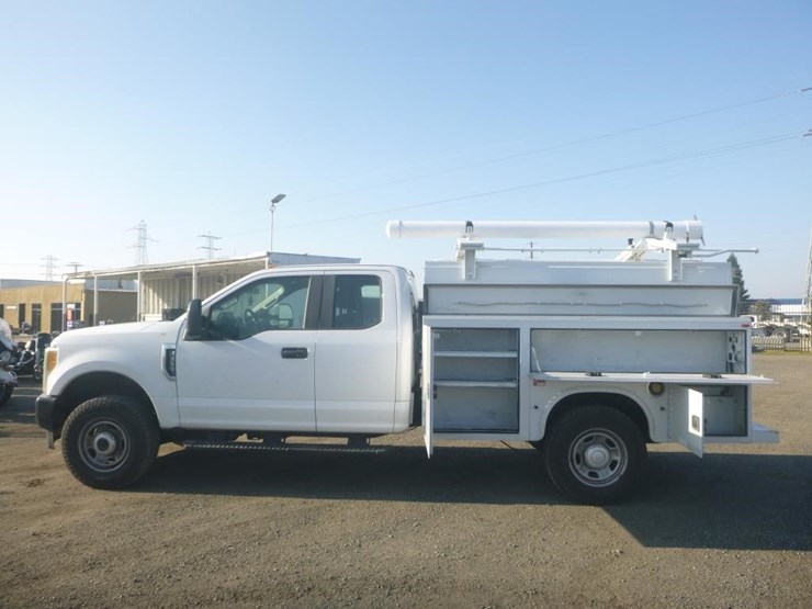 2017-ford-f350-image-6