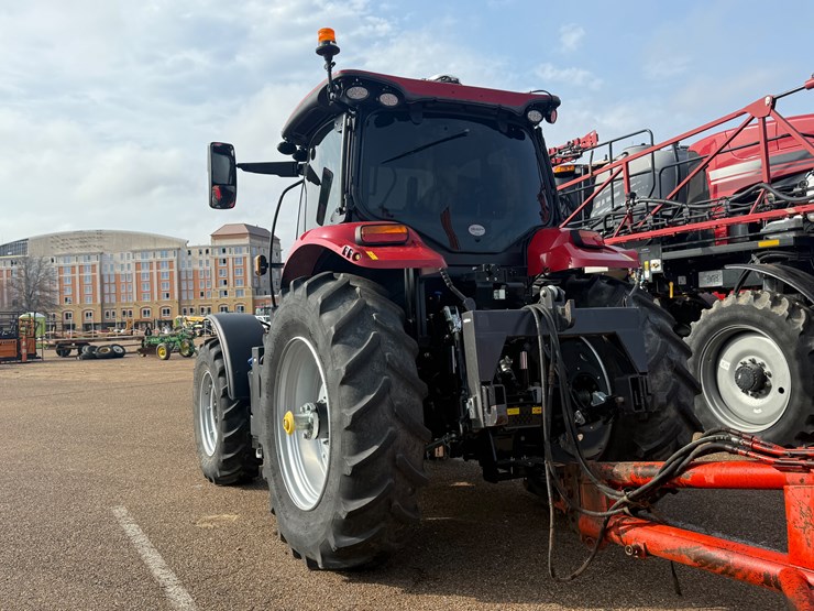 case-ih-145-image-9