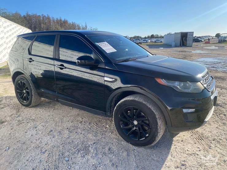 2016-land-rover-discovery-sport-4wd-suv-image-2