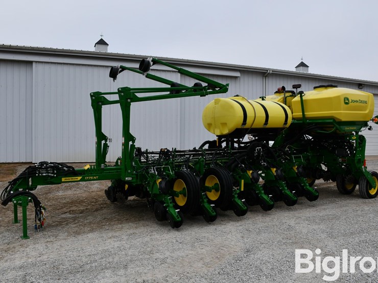 2023-john-deere-1775nt-image-1