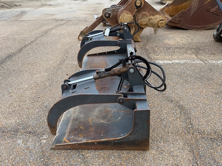 #7831-•-skid-steer-grapple-image-4