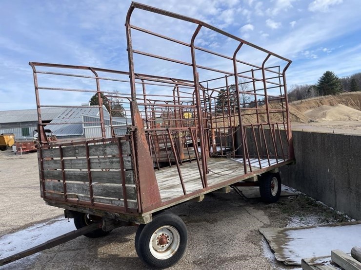 16'-hay-wagon-on-knowles-running-gear-image-7