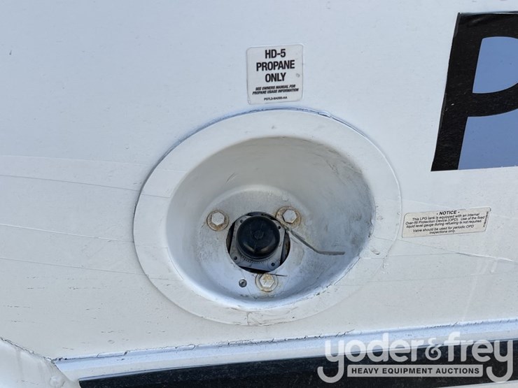 2016-ford-e450-image-43