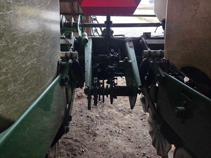 john-deere-7000-image-4