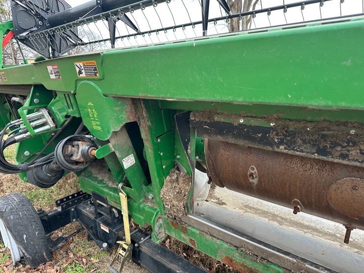 2017-john-deere-630fd-image-10