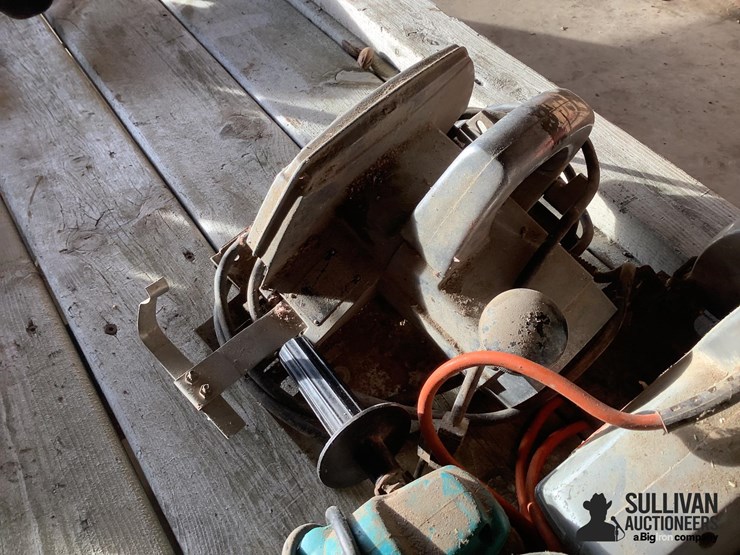 assorted-corded-power-tools-image-12