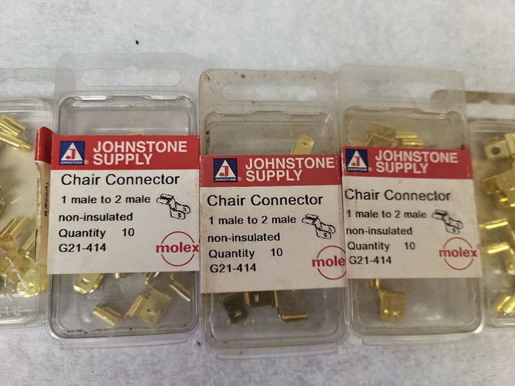 (5)-boxes-chair--1-male-to-2-male-non-insulated-connectors---tag-#1214-image-5