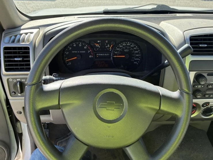 2008-chevrolet-colorado-image-15