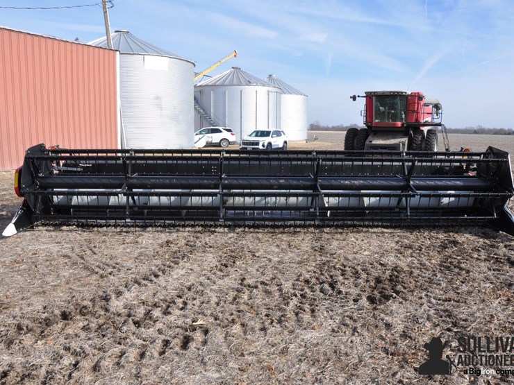 2004-agco-25'-platform-head-image-2