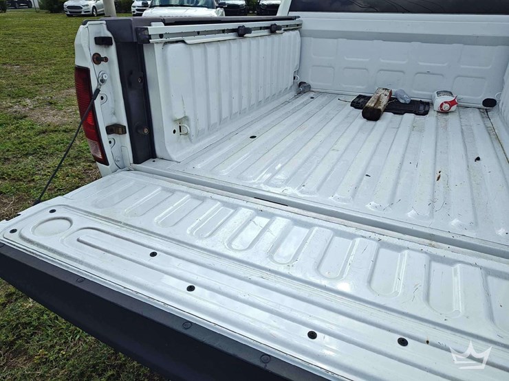 2012-dodge-ram-1500-image-19