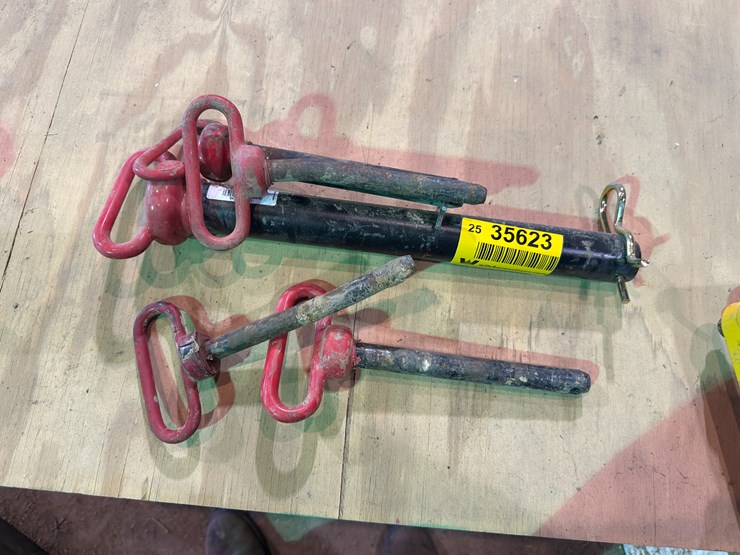 #35623-•-lot-of-(5)-hitch-pins-image-1