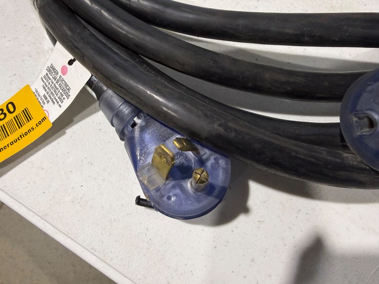 #5330-•-24'-extension-cord-image-5