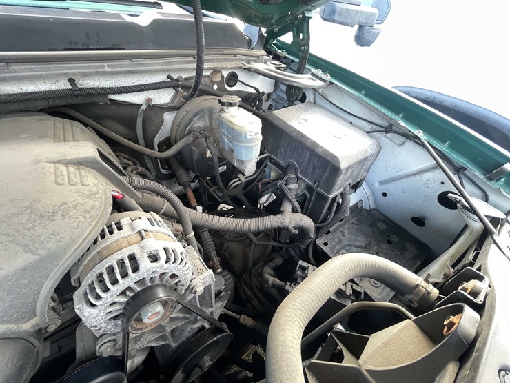 2011-chevrolet-1500-image-60