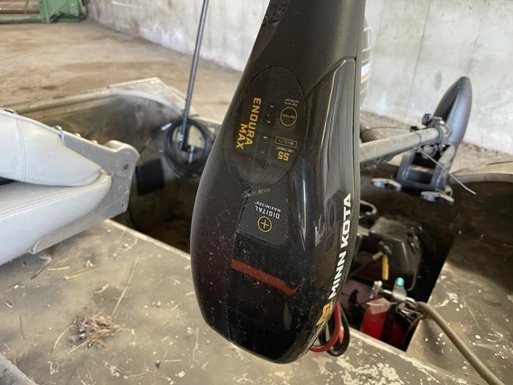 14'-fishing-boat-w/trailer-image-6