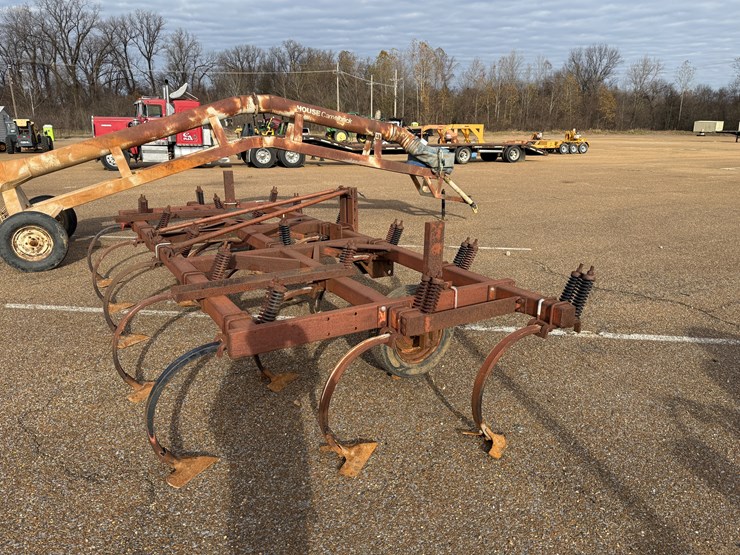 #7761-•-4-row-cultivator-image-4